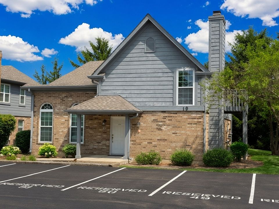 1st image of 19 Foxcroft Rd APT 103