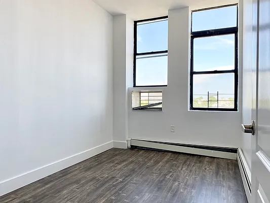 Rented by Purple Stone Realty LLC | media 4