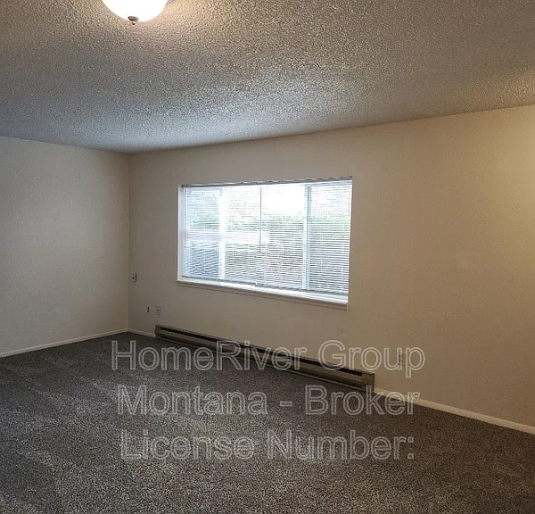 2111 S 4th St W #C — Photo 5