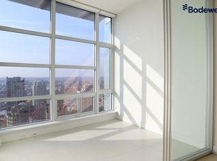 1283 Howe St #3206, Vancouver, BC V6Z0E3