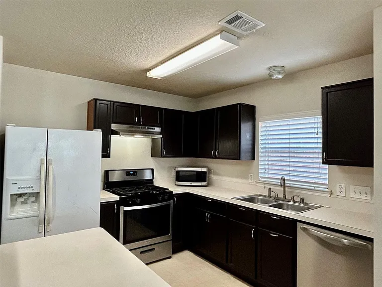 10623 Sugar Trace Dr — Photo 9