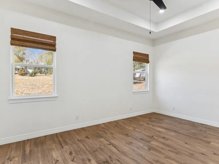 5571 Eichman Rd — Photo 12