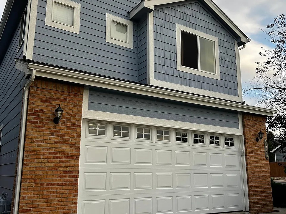 8790 Redwing Ave