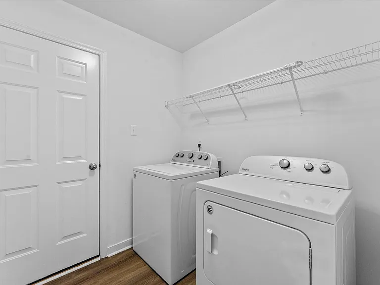 5701 Hereld Green Dr — Photo 11