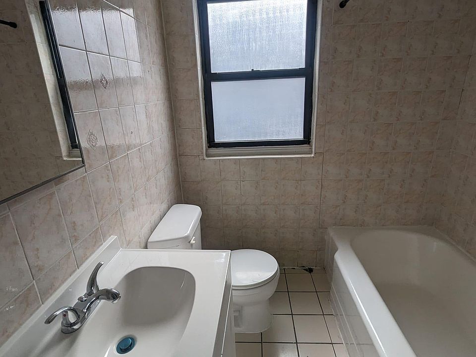 110 Maltby St New Haven, CT Zillow Apartments for Rent in New Haven