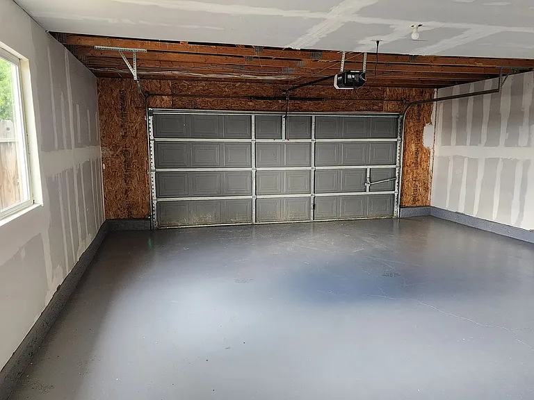 1435 Honey Locust Ave — Photo 23