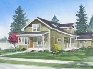 1505 8th St, Anacortes, WA 98221
