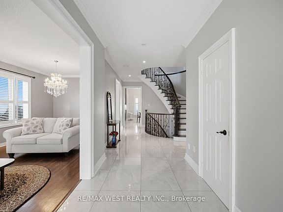 3rd image of 65 Burnhaven Ave
