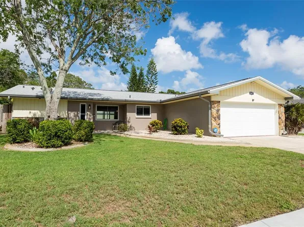 12677 116th St, Largo, FL 33778