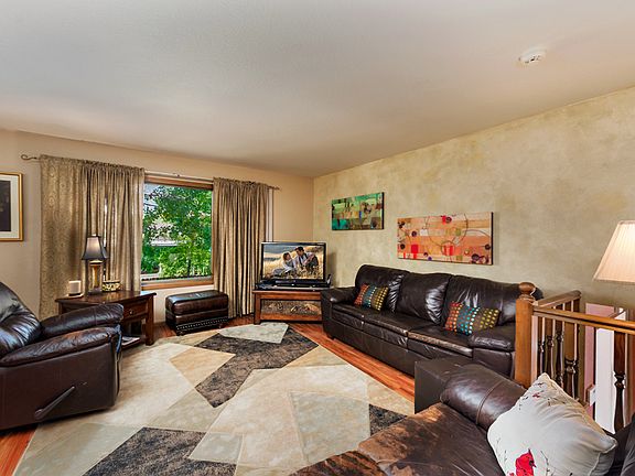 2nd image of 3081 S Daffodil Dr