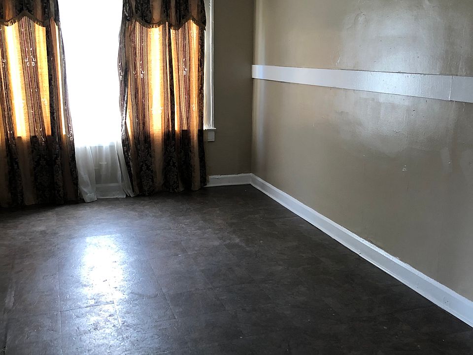 1st image of 3713 E 36th St