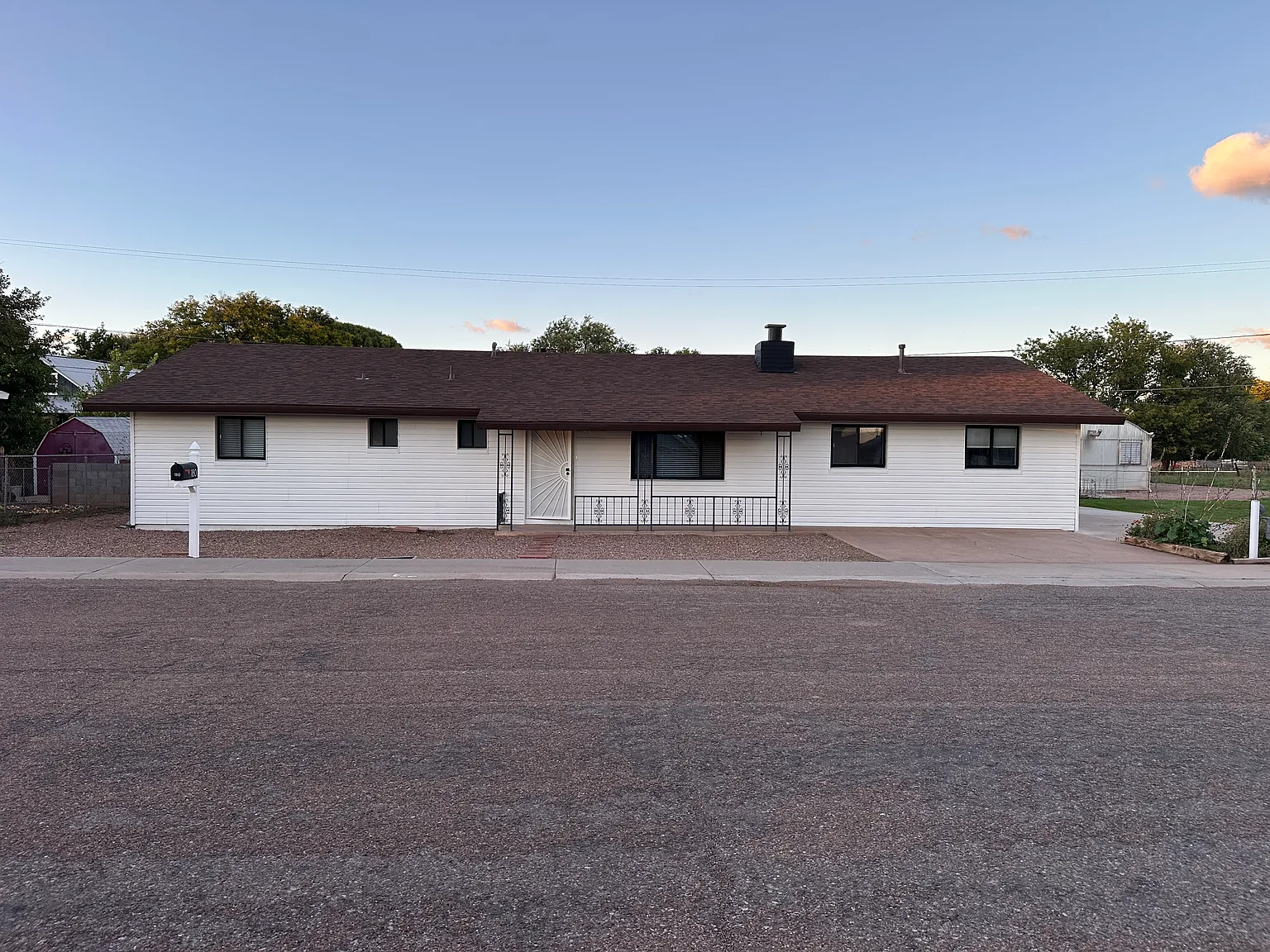 5 bed, 2478 sqft, $2,500 — Photo 1