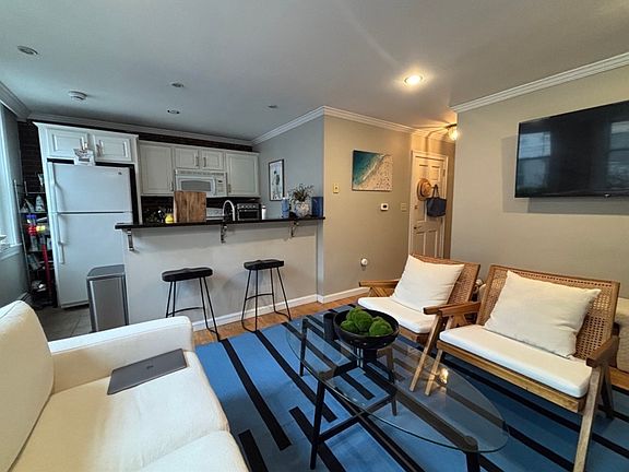 4th image of 43 Grove St #4H