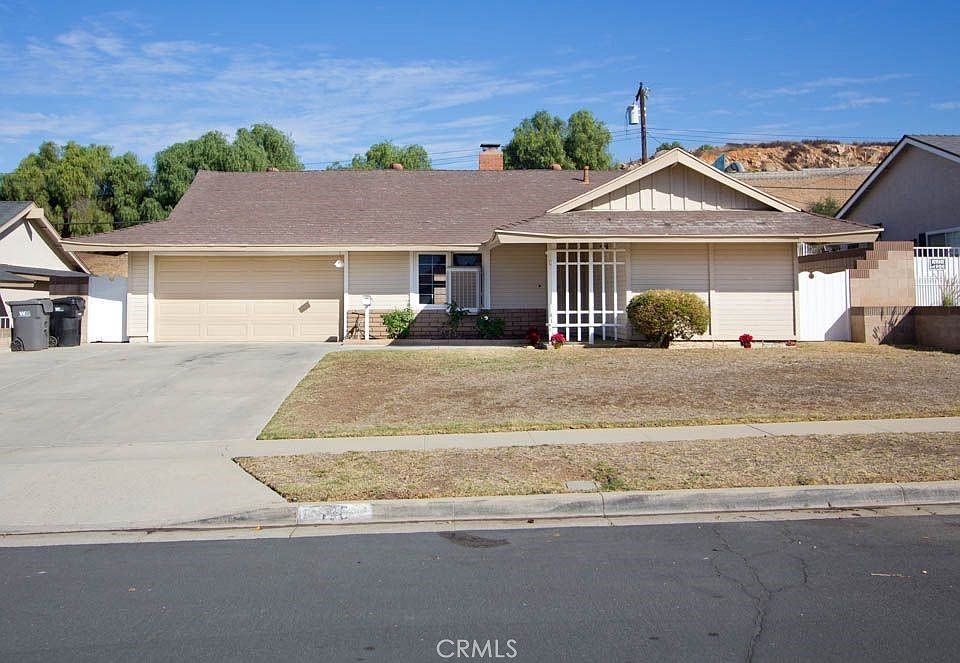 1st image of 495 Newhall Dr