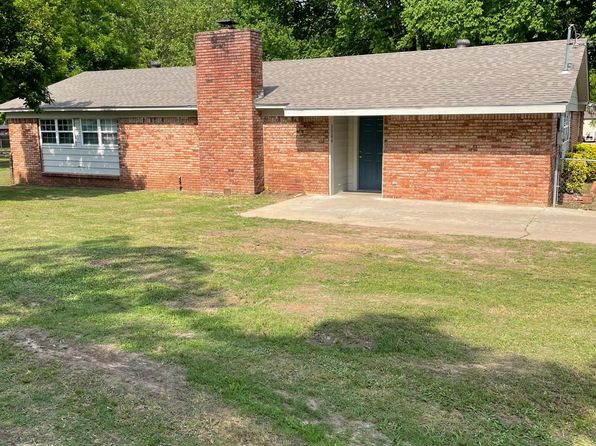 2206 N 62nd Ter, Van Buren, AR 72956