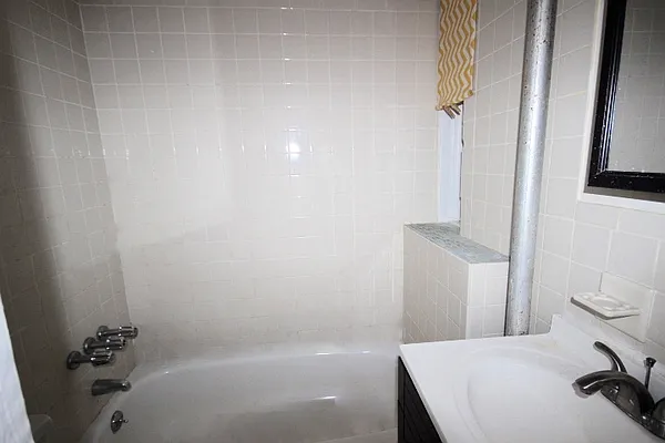 Rented by Landmark Realty & Management | media 33