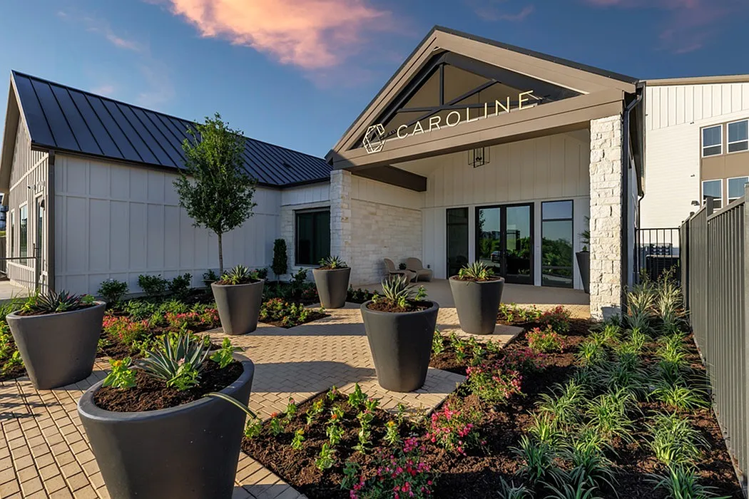 Caroline Georgetown — Photo 2