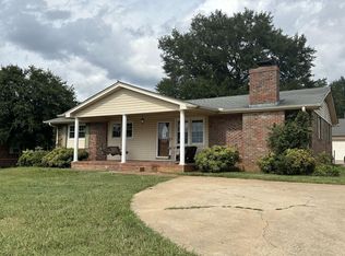 302 West Rd, Greer, SC 29650