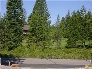 1st image of 548 Red River Dr