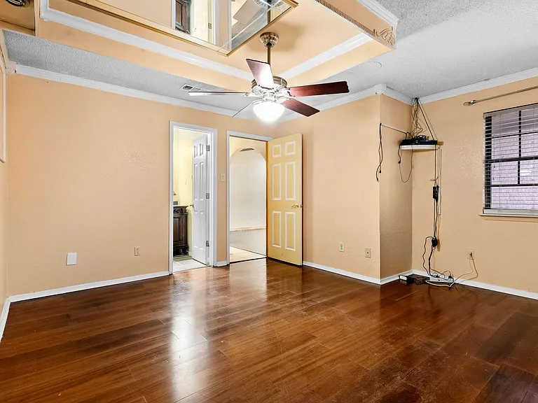 2407 Hidden Valley Dr — Photo 13
