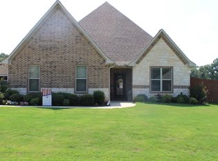 108 Red Springs Rd, Texarkana, TX 75501