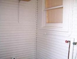 3rd image of 1004 E Milam St