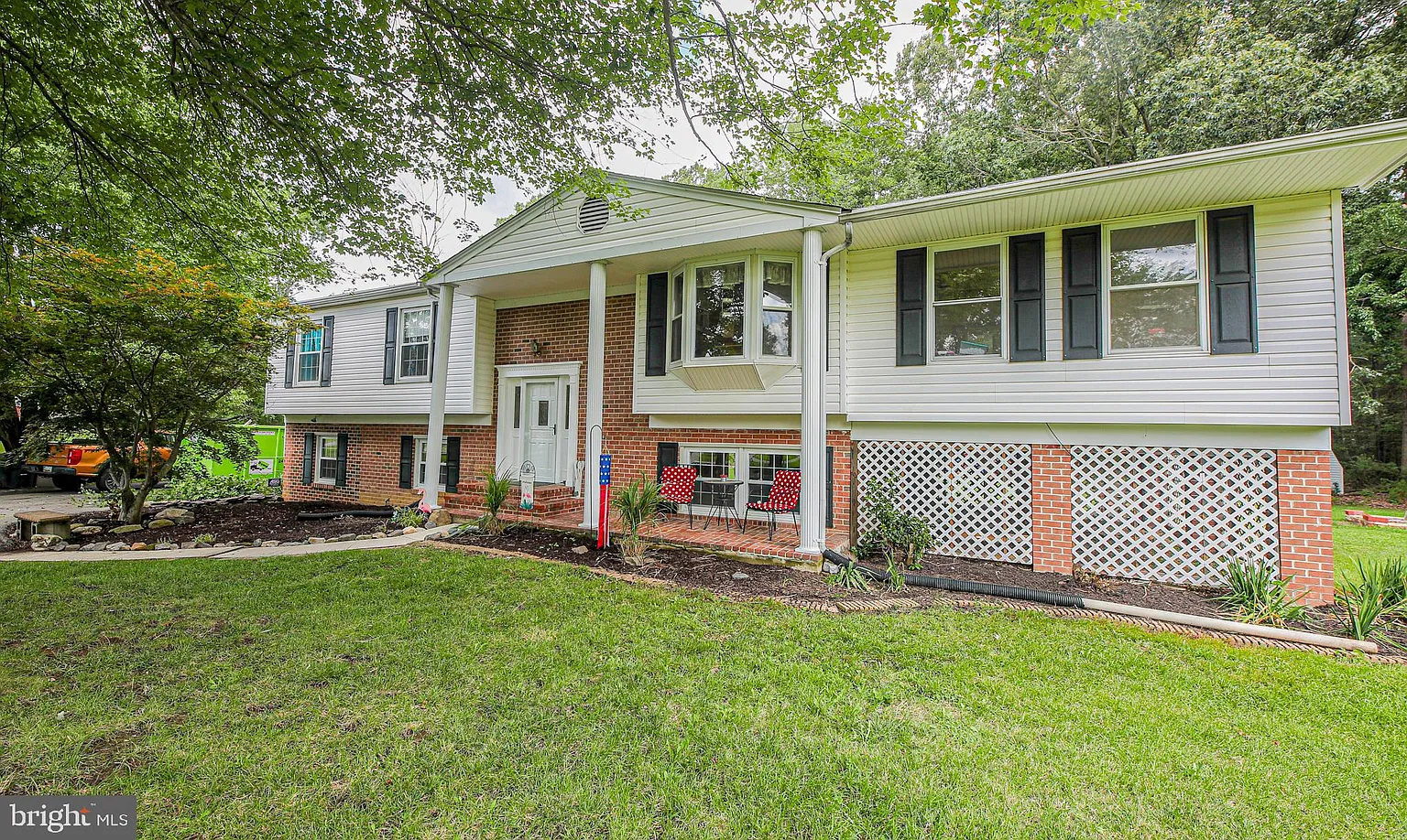 4015 Ravine Dr photo 1