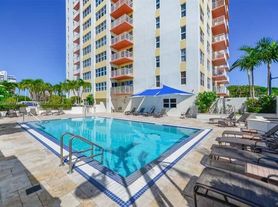 3000 E Sunrise Blvd, Fort Lauderdale, FL