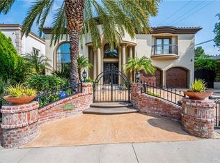 4214 Hayvenhurst Dr, Encino, CA 91436