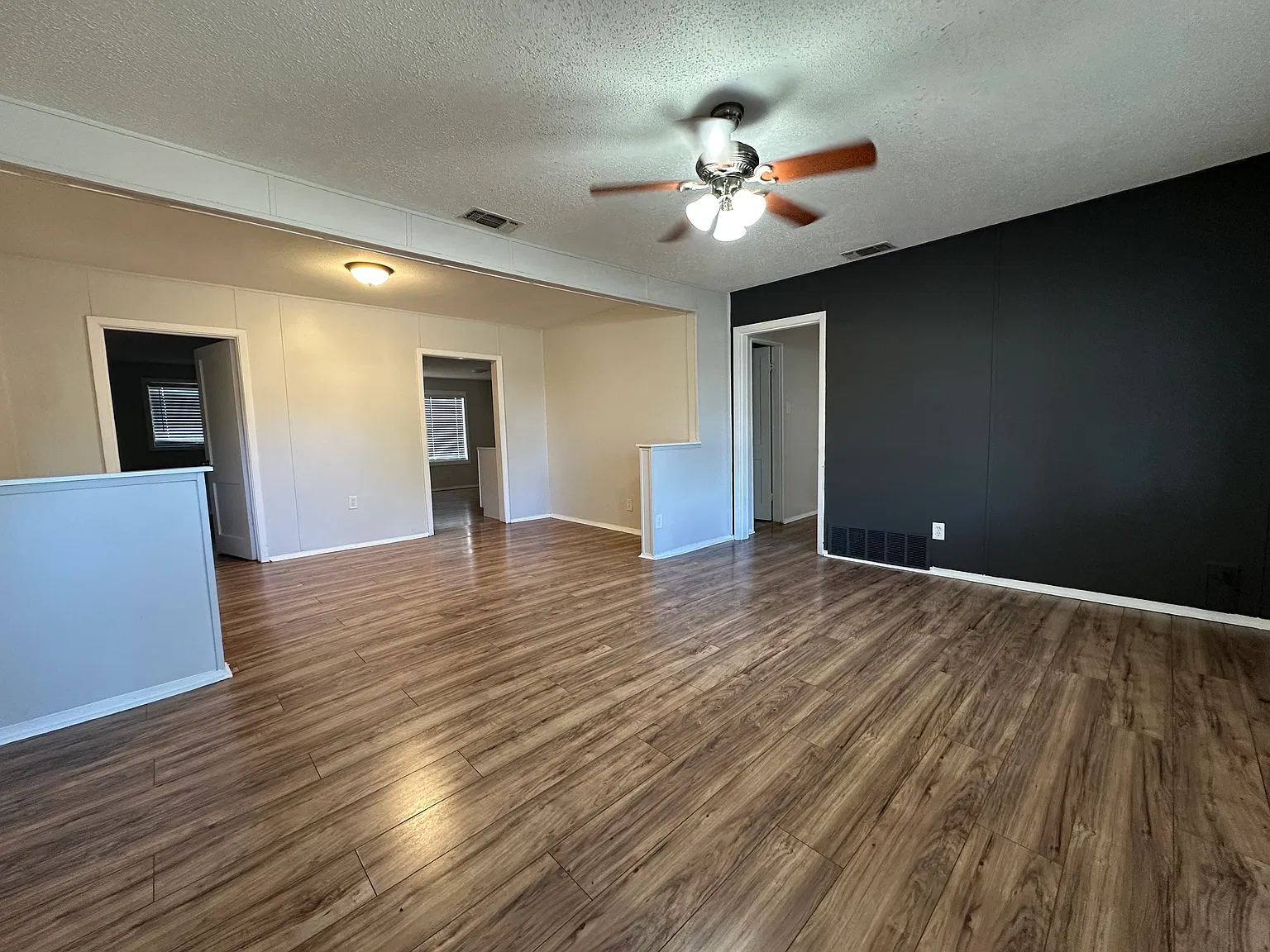 2116 Sharon Drive — Photo 3