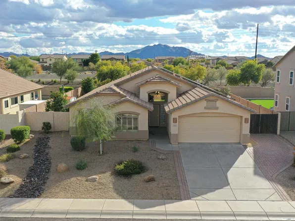 3925 E THORNTON Avenue, Gilbert, AZ 85297