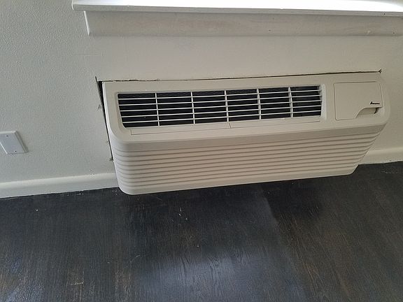 3rd image of 238 9th Avenue Pl SW APT 12