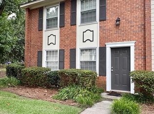 455 Mall Blvd APT 13, Savannah, GA 31406