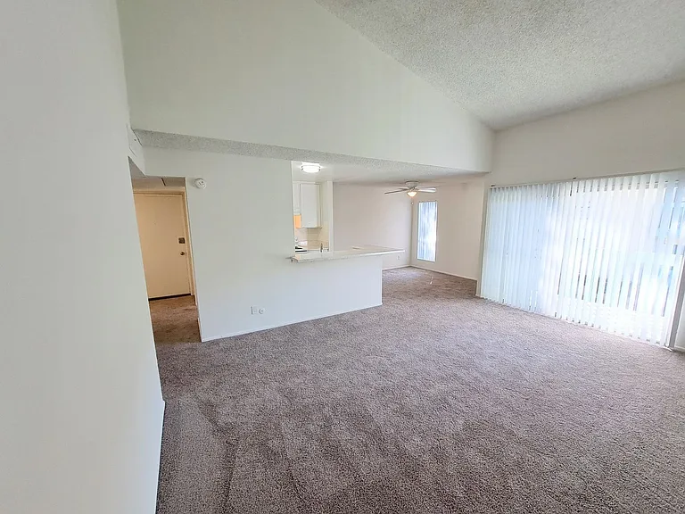 Oak Hills — Photo 21