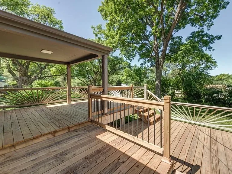 8400 Riggs St — Photo 24