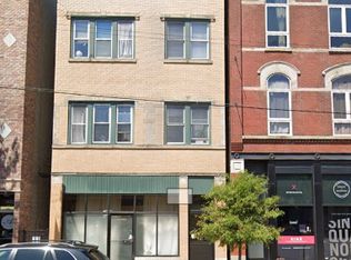 2042 W Chicago Ave #1F, Chicago, IL 60622