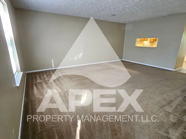 1331 Francis Station Dr — Photo 4