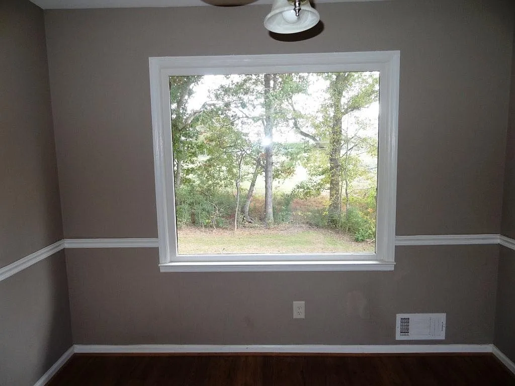 3 bed, 1700 sqft, $2,200 — Photo 4