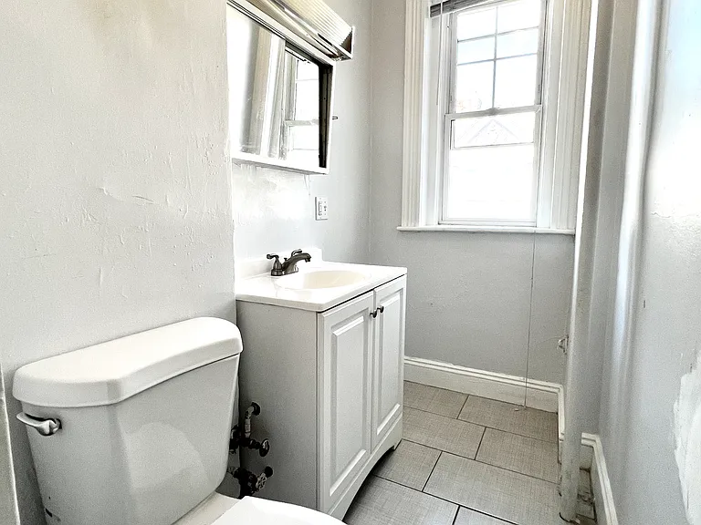 76 Babcock St #3 — Photo 9