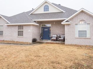 1096 Cultivar Rd, Alma, AR 72921