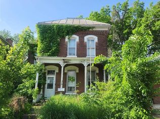 522 Adams St, Quincy, IL 62301