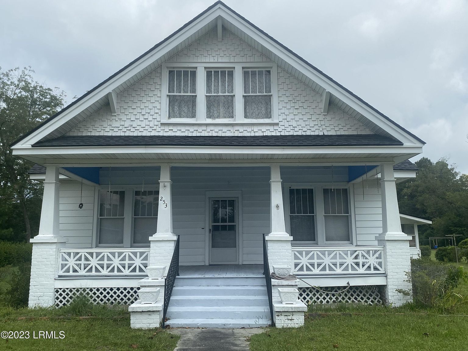 253 Main St, Varnville, SC 29944 Zillow