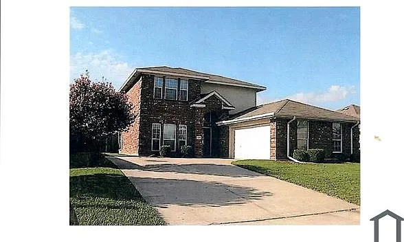 7310 Northpoint Dr — Photo 2