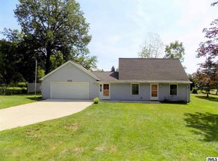 1511 Glasgow Rd, Jackson, MI 49201