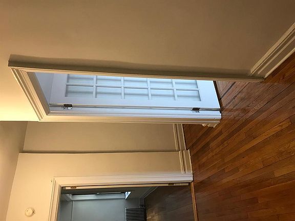4th image of 537 Ovington Ave APT C4