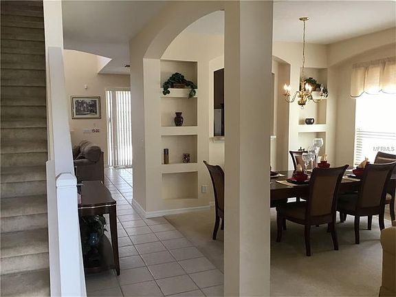 Entry way