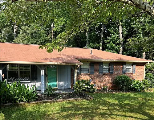 130 Shaw Dr Photo 1