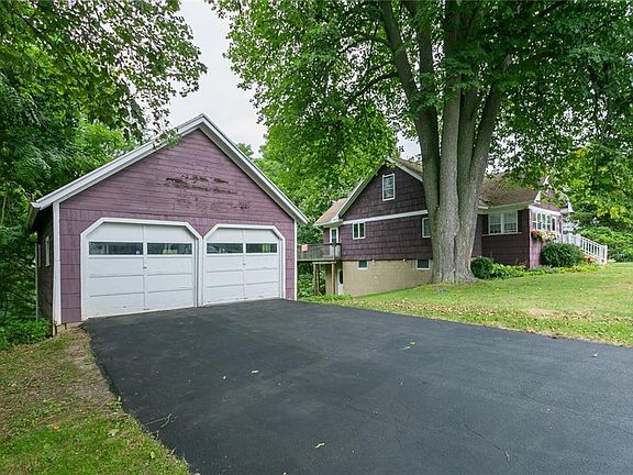 2nd image of 16 Terrace Pl