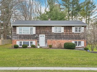 8 Mine Rd, Monroe, NY 10950