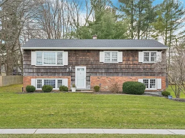 8 Mine Road, Monroe, NY 10950